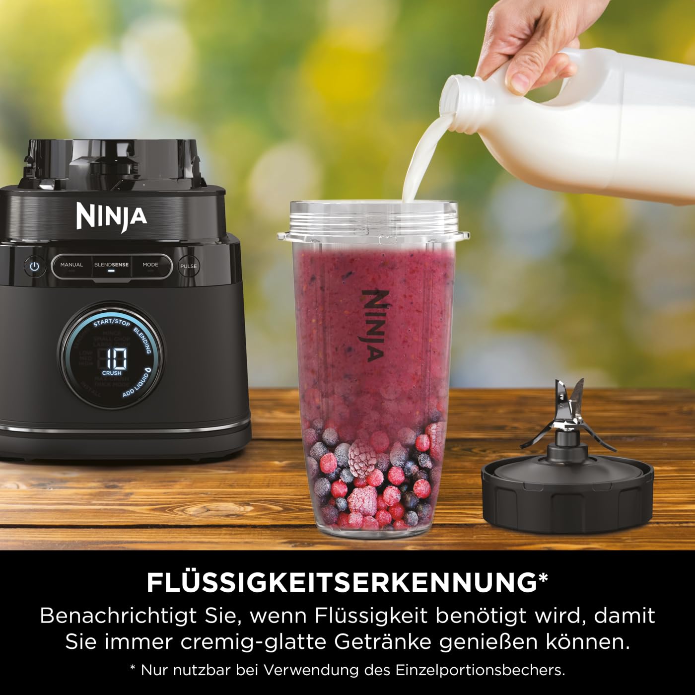Ninja 2-in-1 Detect Power Mixer Pro & Single Serve, 1200W Mixer mit Krug, & 2x Single Serve Tassen, Smoothies mixen, Gemüse hacken & Frozen Drinks mixen, Schwarz, TB301EU